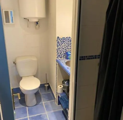 Escale A Meme. * Brest